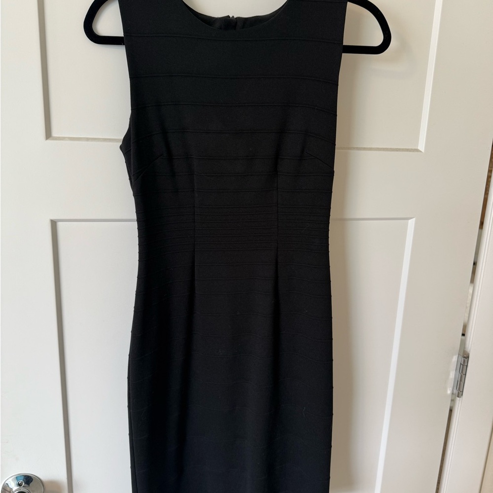 Margaret M Black Sleeveless Sheath Midi Dress